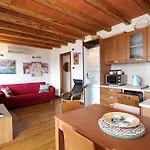 Casa Giulio In Lägenhet *