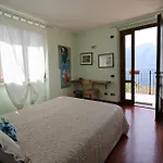 Casa Giulio In * Lezzeno