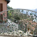 Apartment Casa Giulio In Lezzeno