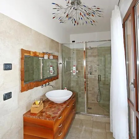 דירה Casa Giulio In לצנו