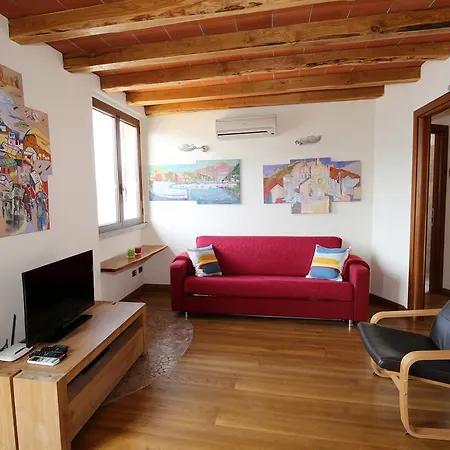 Casa Giulio In Lejlighed