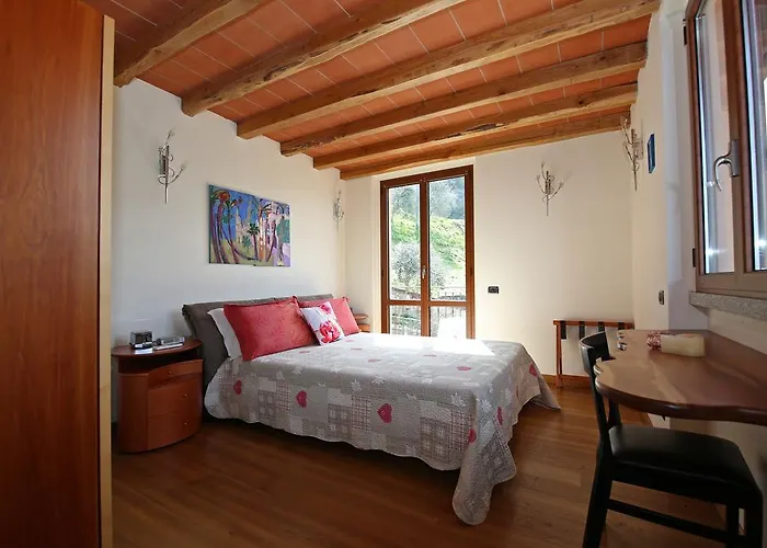 Casa Giulio In 勒泽诺