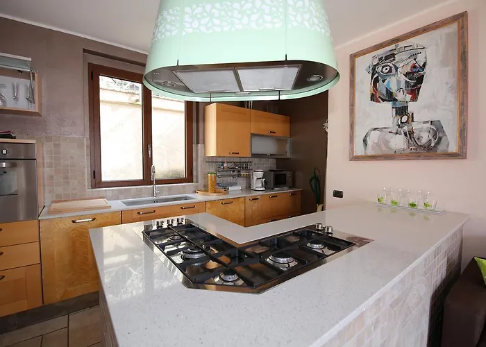 Casa Giulio In * 勒泽诺